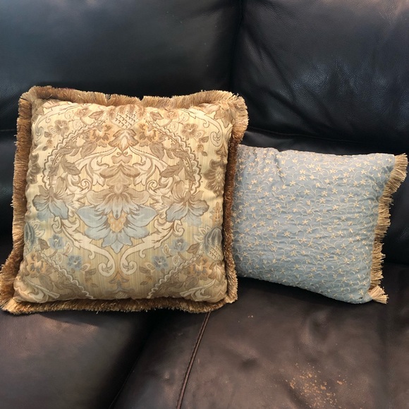 biltmore pillows